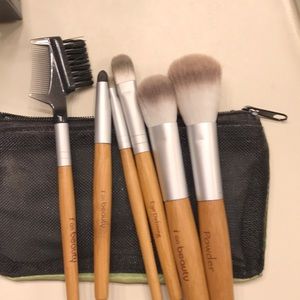 I on beauty face and eye set